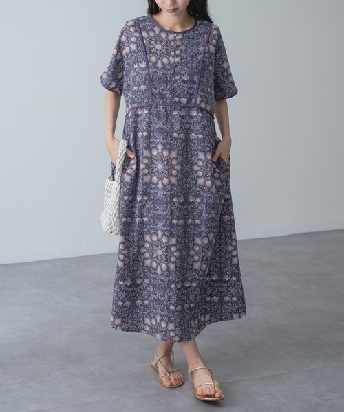 refinedworks(リファインドワークス)の「【refinedworks】一枚でサマになる ダマスク柄 パイピング ワンピース(ワンピース・レディース・ブラック/パープル・FREE)」の15枚目の写真