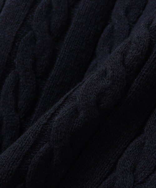 Ray BEAMS(レイビームス)の「【別注】FRED PERRY / ケーブル ニット カーディガン(カーディガン/ボレロ・レディース・ブラック/ネイビー/ホワイト系その他・10)」の10枚目の写真