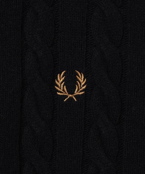 Ray BEAMS(レイビームス)の「【別注】FRED PERRY / ケーブル ニット カーディガン(カーディガン/ボレロ・レディース・ブラック/ネイビー/ホワイト系その他・10)」の13枚目の写真