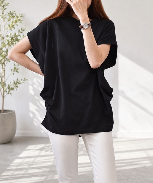 Amulet(アミュレット)の「サイドギャザーが映えるこなれデザイン サイドギャザーカットソー(Tシャツ/カットソー・レディース・オレンジ/イエロー/ブラック/パープル/カーキ・FREE)」の8枚目の写真