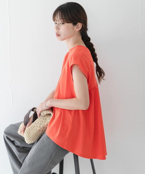 URBAN RESEARCH Sonny Label(アーバンリサーチサニーレーベル)の「接触冷感バックフレアフレンチTシャツ(Tシャツ/カットソー・レディース・オフホワイト/チャコールグレー/レッド系その他・FREE)」の3枚目の写真