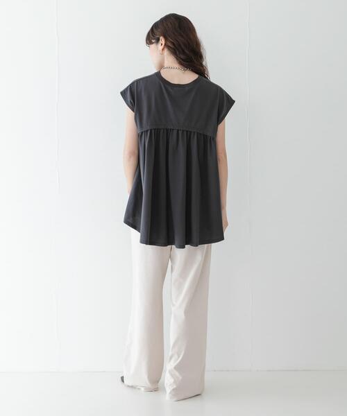 URBAN RESEARCH Sonny Label(アーバンリサーチサニーレーベル)の「接触冷感バックフレアフレンチTシャツ(Tシャツ/カットソー・レディース・オフホワイト/チャコールグレー/レッド系その他・FREE)」の14枚目の写真