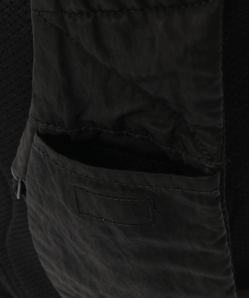 C.P. COMPANY(シーピーカンパニー)の「C.P.Company / シーピーカンパニー ACC BACK PACK IN NYLON B(ショルダーバッグ・メンズ・ブラック・FREE)」の9枚目の写真