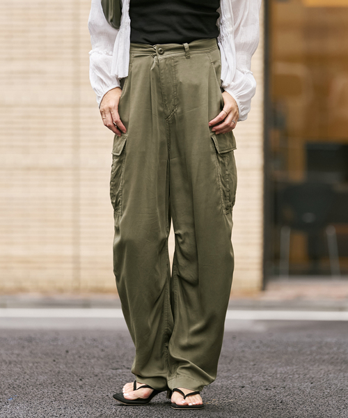 plage(プラージュ)の「Over dye カーゴパンツ(カーゴパンツ・レディース・カーキ・38/36)」の1枚目の写真