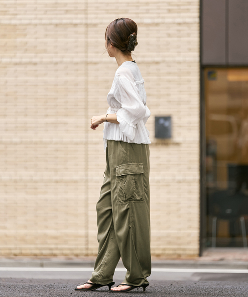 plage(プラージュ)の「Over dye カーゴパンツ(カーゴパンツ・レディース・カーキ・38/36)」の4枚目の写真
