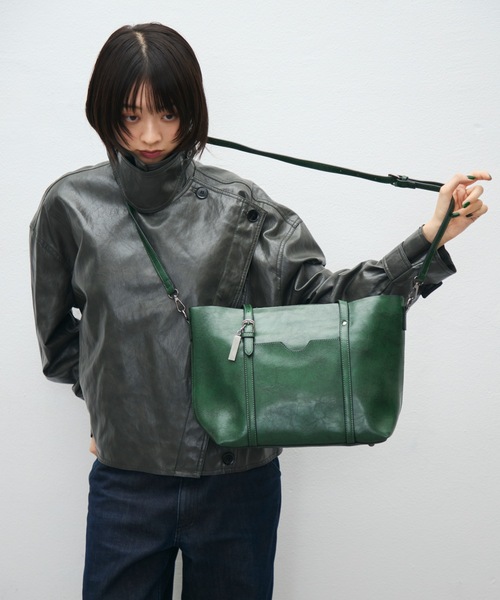 TONER（トナー）の「2WAYヴィンテージライクショルダーバッグ（ショルダーバッグ・レディース・グレー/ネイビー/ブラック/ブラウン/サックスブルー/レッド/ピンク/グリーン・FREE）」の20枚目の写真