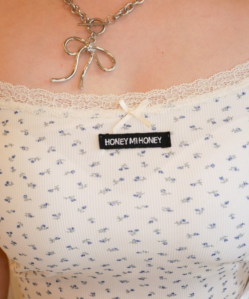 HONEY MI HONEY（ハニーミーハニー）の「HONEY logo cup-in floral camisole（キャミソール・レディース・ブラック/ベージュ・FREE）」の4枚目の写真