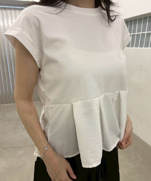 Chick(チック)の「タックフレア切り替えトップス(Tシャツ/カットソー・レディース・ホワイト/ブラック・FREE)」の15枚目の写真