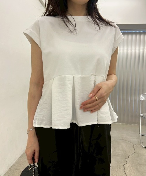 Chick(チック)の「タックフレア切り替えトップス(Tシャツ/カットソー・レディース・ホワイト/ブラック・FREE)」の11枚目の写真