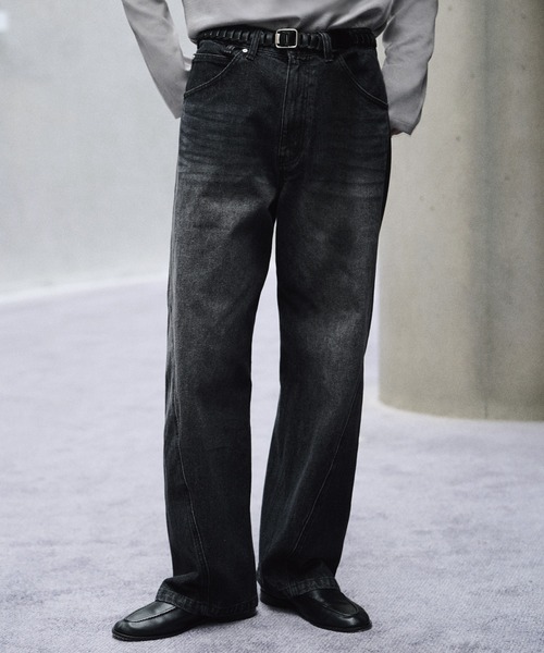 WYM LIDNM(ウィム バイ リドム)の「VINTAGE WASHED CURVED DENIM -SLIM FIT-(デニムパンツ・メンズ・ブルー系/インディゴブルー/ブラック系/グレー・XS/L/S/M)」の1枚目の写真