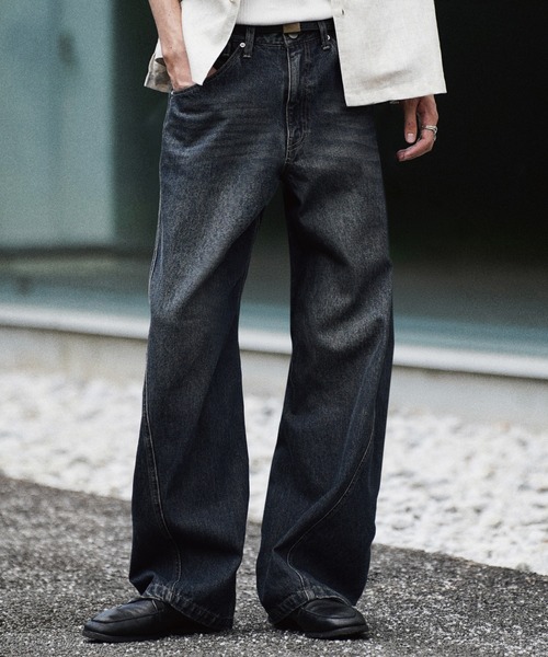 WYM LIDNM(ウィム バイ リドム)の「VINTAGE WASHED CURVED DENIM -SLIM FIT-(デニムパンツ・メンズ・ブルー系/インディゴブルー/ブラック系/グレー・XS/L/S/M)」の4枚目の写真
