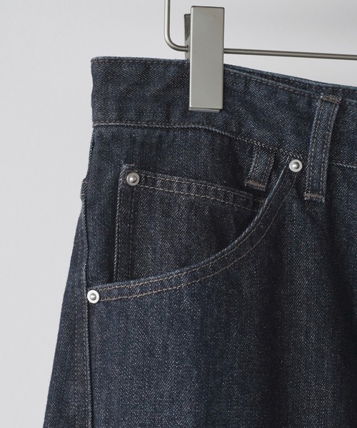 WYM LIDNM(ウィム バイ リドム)の「VINTAGE WASHED CURVED DENIM -SLIM FIT-(デニムパンツ・メンズ・ブルー系/インディゴブルー/ブラック系/グレー・XS/L/S/M)」の22枚目の写真