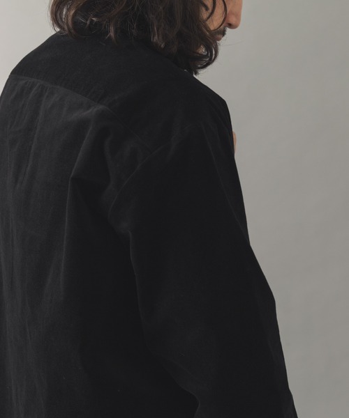 ITEMS URBANRESEARCH(アイテムズ アーバンリサーチ)の「ストレッチコーデュロイ レギュラーカラーシャツ(シャツ/ブラウス・メンズ・オリーブ/チャコールグレー/ダークブラウン/ブラック・MEDIUM/LARGE)」の18枚目の写真