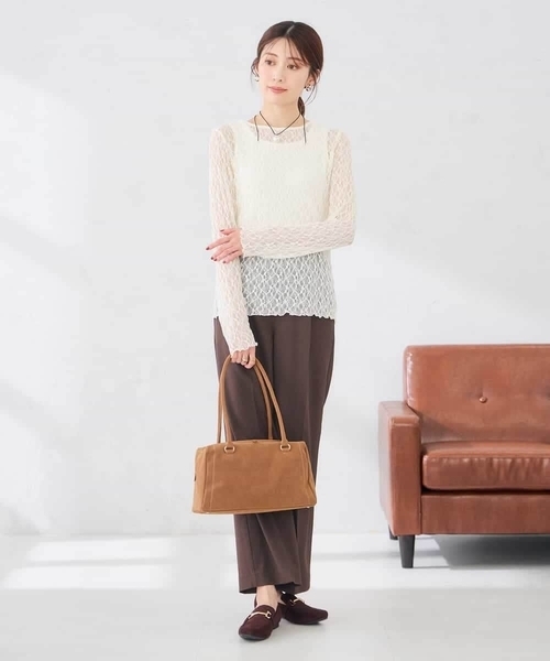 a.v.v(アーヴェヴェ)の「ストレッチ レース トップス(Tシャツ/カットソー・レディース・アイボリー/ブラック・38/40)」の5枚目の写真
