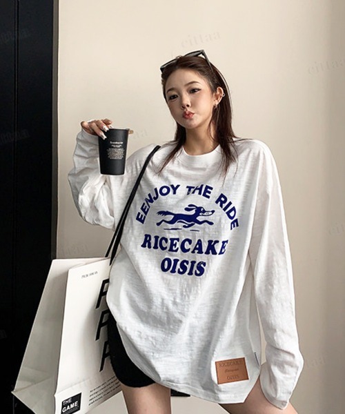 Dalfwin（ダールフィン）の「ENJOY裾フェイクレザーラベル付きフロッキープリント長袖Tシャツ（Tシャツ/カットソー・レディース・ホワイト/オレンジ・FREE）」の19枚目の写真