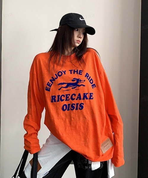 Dalfwin（ダールフィン）の「ENJOY裾フェイクレザーラベル付きフロッキープリント長袖Tシャツ（Tシャツ/カットソー・レディース・ホワイト/オレンジ・FREE）」の13枚目の写真