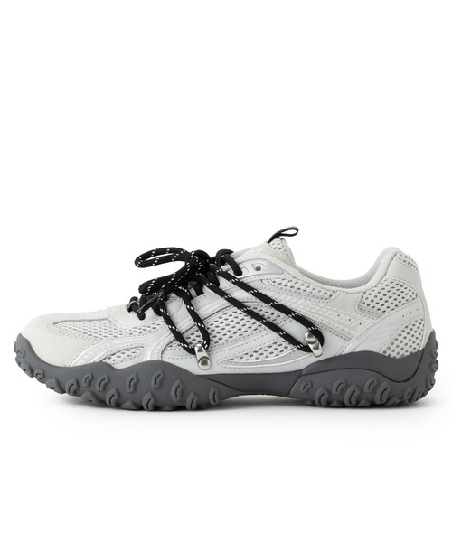 FILA(フィラ)の「FILA/フィラ ECHAPPE MS LC エシャッペ エムエス エルシー FU0104279001/FU0104279031/FU0104279032(スニーカー・レディース・ブラック/ストーン/ライトグレー・23.0cm/24.0cm/24.5cm/25.0cm/23.5cm)」の3枚目の写真