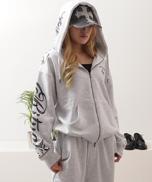 1111clothing(ワンフォークロージング)の「【セットアップ対応】捲縮裏毛 レタリング ZIPパーカー / Crimp French Terry Lettering Zip-Up Hoodie(パーカー・メンズ・ブラック/アッシュ・M/L)」の21枚目の写真