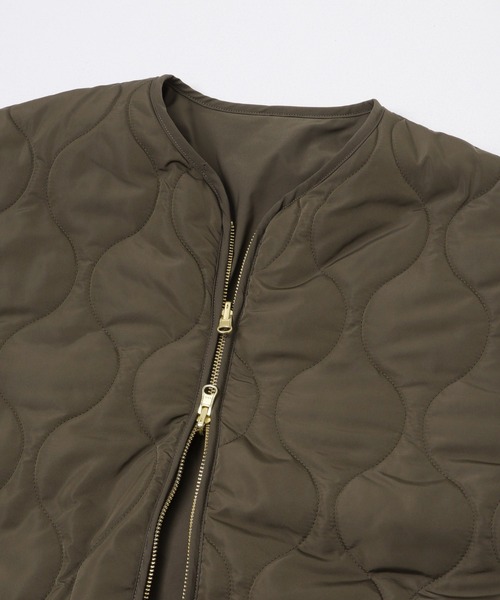 ITEMS URBANRESEARCH(アイテムズ アーバンリサーチ)の「2WAYリバーシブル中綿ブルゾン(ブルゾン・レディース・カーキ/ブラック・FREE)」の12枚目の写真