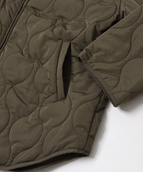 ITEMS URBANRESEARCH(アイテムズ アーバンリサーチ)の「2WAYリバーシブル中綿ブルゾン(ブルゾン・レディース・カーキ/ブラック・FREE)」の13枚目の写真