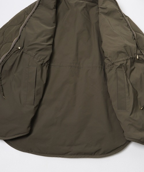 ITEMS URBANRESEARCH(アイテムズ アーバンリサーチ)の「2WAYリバーシブル中綿ブルゾン(ブルゾン・レディース・カーキ/ブラック・FREE)」の14枚目の写真