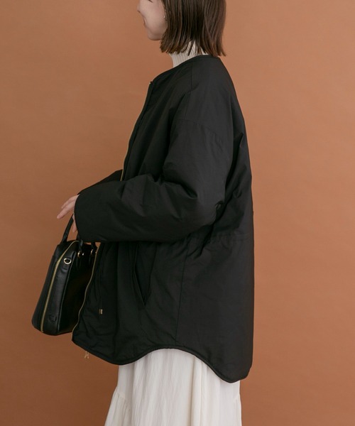 ITEMS URBANRESEARCH(アイテムズ アーバンリサーチ)の「2WAYリバーシブル中綿ブルゾン(ブルゾン・レディース・カーキ/ブラック・FREE)」の19枚目の写真