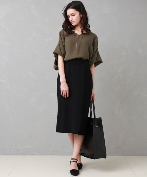 UNITED TOKYO（ユナイテッドトウキョウ）の「デザインスリーブトップ（シャツ/ブラウス・レディース・ブラック/カーキ/ホワイト/ベージュ/ネイビー/オフホワイト/ブラウン・FREE）」の14枚目の写真