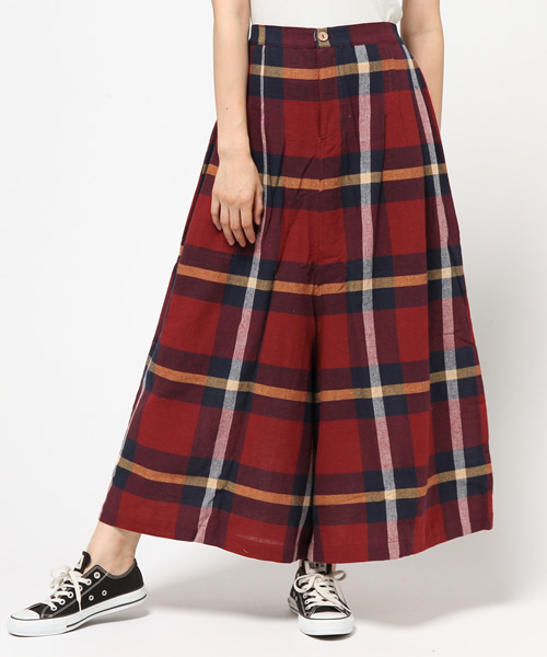 チャイハネ（チャイハネ）の「【チャイハネ】南インド綿 チェック織りガウチョパンツ / スカンツ スカーチョ（その他パンツ・レディース・ホワイト/マルチ/ネイビー・FREE）」の3枚目の写真