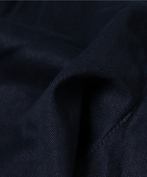 LBC（エルビーシー）の「コットンリネンテーパードクロプトパンツ        （その他パンツ・レディース・オリーブ/ネイビー/ベージュ・LARGE/MEDIUM）」の12枚目の写真