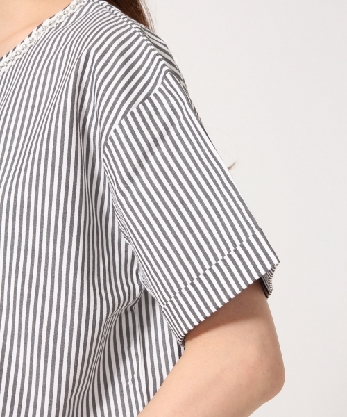 GLOBAL WORK（グローバルワーク）の「ビジューTブラウス半袖/742152（シャツ/ブラウス・レディース・その他3/ネイビー/ホワイト・LARGE/MEDIUM）」の10枚目の写真