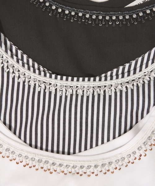 GLOBAL WORK（グローバルワーク）の「ビジューTブラウス半袖/742152（シャツ/ブラウス・レディース・その他3/ネイビー/ホワイト・LARGE/MEDIUM）」の14枚目の写真