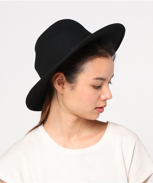 MOUSSY(マウジー)の「PINCHED HAT(キャップ・レディース・ブラウン/ブラック/ライトベージュ・FREE)」の2枚目の写真