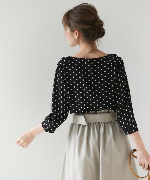 tocco closet（トッコ　クローゼット）の「肩リボンつきハートネックブラウス（シャツ/ブラウス・レディース・ライトグレー/オフホワイト/ブラック/ホワイト/ラベンダー/ピンクベージュ/ミント・M）」の17枚目の写真