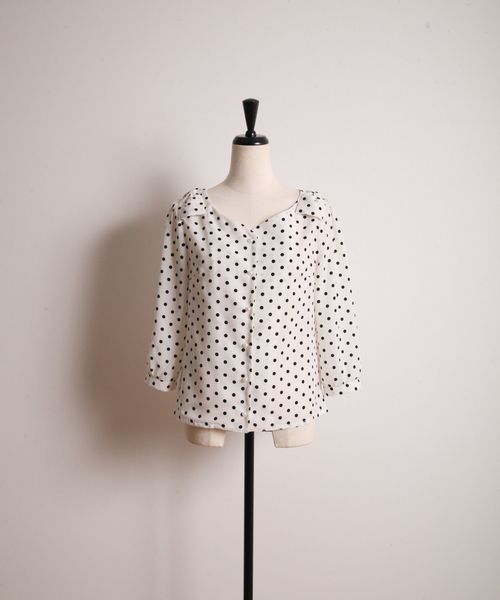 tocco closet（トッコ　クローゼット）の「肩リボンつきハートネックブラウス（シャツ/ブラウス・レディース・ライトグレー/オフホワイト/ブラック/ホワイト/ラベンダー/ピンクベージュ/ミント・M）」の19枚目の写真