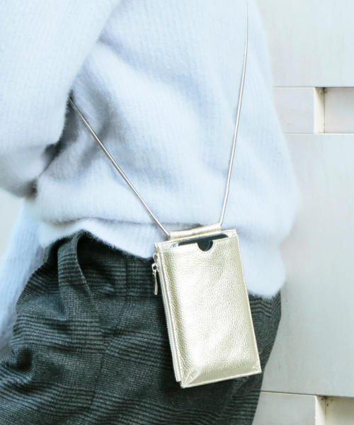 BEAUTY&YOUTH UNITED ARROWS（ビューティーアンドユースユナイテッドアローズ）の「BY∴ レザースマートウォレットケースショルダー（その他小物・レディース・ライトグレー/ブラック/ケリー/シルバー/ワインレッド/ブラウン/ゴールド/オフホワイト/ライトピンク/ピンク/その他1・FREE）」の10枚目の写真