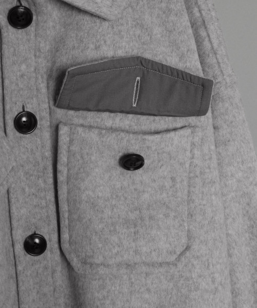 LOWRYS FARM（ローリーズファーム）の「シャギーＣＰＯジャケット　821721（その他アウター・レディース・グレー/ベージュ/ネイビー・FREE）」の6枚目の写真