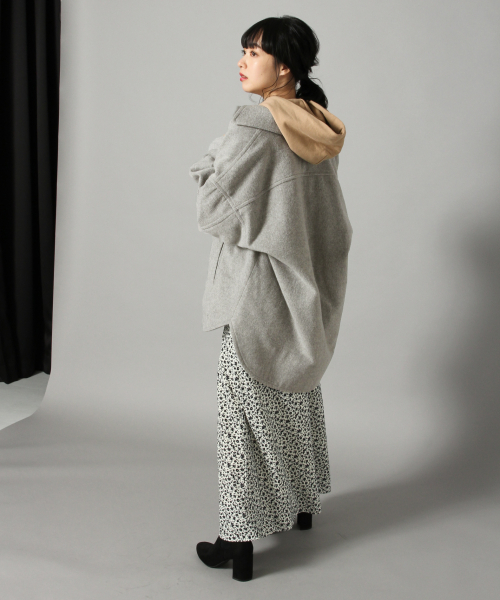 LOWRYS FARM（ローリーズファーム）の「シャギーＣＰＯジャケット　821721（その他アウター・レディース・グレー/ベージュ/ネイビー・FREE）」の17枚目の写真