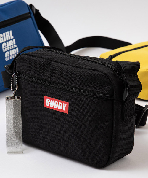 WEGO(ウィゴー)の「WEGO/チャーム付きミニショルダーバッグ(ショルダーバッグ・レディース・ホワイト/ブラック/パープル/ピンク/シルバー/イエロー/オレンジ/ブルー/その他1/ブラック系その他/ライトパープル/ライトピンク・FREE)」の3枚目の写真