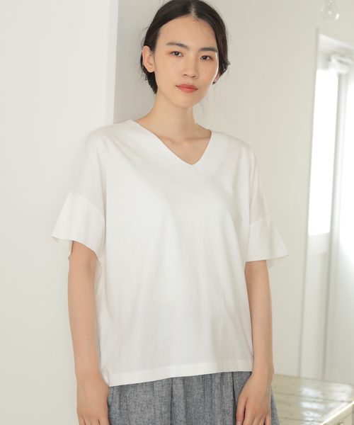 AMERICAN HOLIC(アメリカンホリック)の「両Vネックボックスプルオーバー*(Tシャツ/カットソー・レディース・オフホワイト/キャメル/ブラック/グリーン/パープル・M/L)」の2枚目の写真