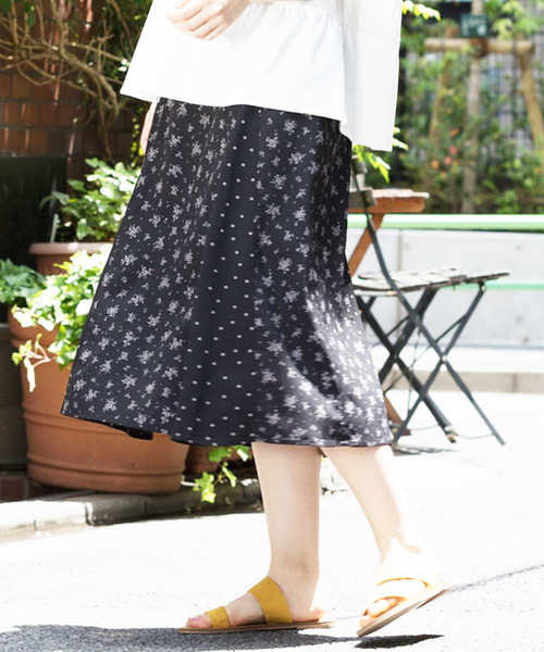 Petit Honfleur（プチオンフルール）の「パッチワークスカート（スカート・レディース・ネイビー/ブラウン/ブラック・L size/M size）」の3枚目の写真