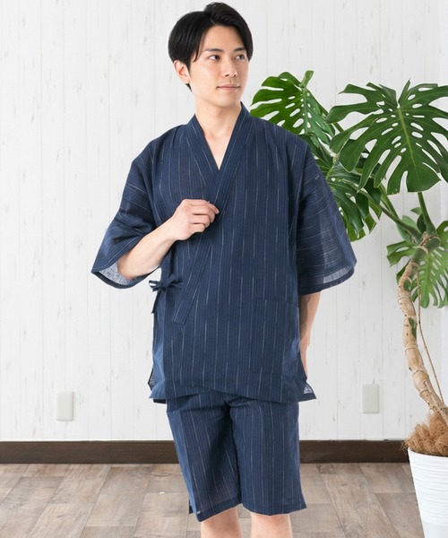 KYOETSU（キョウエツ）の「メンズ しじら 甚平（浴衣・メンズ・ブラック系その他/ブラック系その他2/ブラック系その他3/ブラック系その他4/グレー系その他/グレー系その他2/グレー系その他3/グレー系その他4/ブルー系その他/ブルー系その他2/ブルー系その他3/ブルー系その他4/ブラック系その他5/ブラック系その他6/ブラック系その他7/ブルー系その他5/ブルー系その他6/ブルー系その他7/ネイビー系2/インディゴブルー/ネイビー系3/ネイビー系/ネイビー系4/ネイビー系1・M/L/LL/3L）」の16枚目の写真