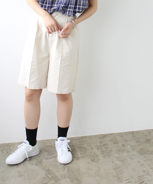 adidas(アディダス)の「【adidas】GRANDCOURT(スニーカー・レディース・ホワイト/ブラック/レッド・22.5cm/23cm/23.5cm/24cm/24.5cm/25cm/22cm)」の5枚目の写真