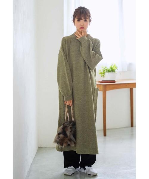 GeeRA(ジーラ)の「ボリュームスリーブスリットニットワンピ(ワンピース・レディース・ブラック/ピンク/グリーン・MEDIUM/LARGE/X-LARGE)」の22枚目の写真