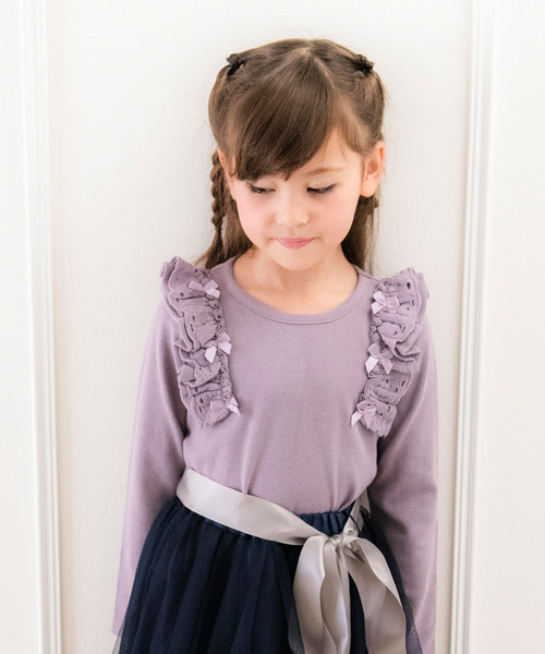 Catherine Cottage（キャサリンコテージ）の「肩フリルリブカットソー（Tシャツ/カットソー・キッズ・アイボリー/ピンク/ライラック/レッド/グレー/ネイビー/ブラック/グリーン・110/120/130/140/100/150）」の6枚目の写真