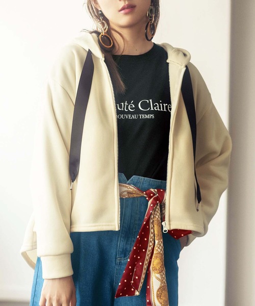 GeeRA(ジーラ)の「バックデザインパーカー(パーカー・レディース・ブラック/アイボリー・MEDIUM/X-LARGE/XX-LARGE/LARGE)」の4枚目の写真