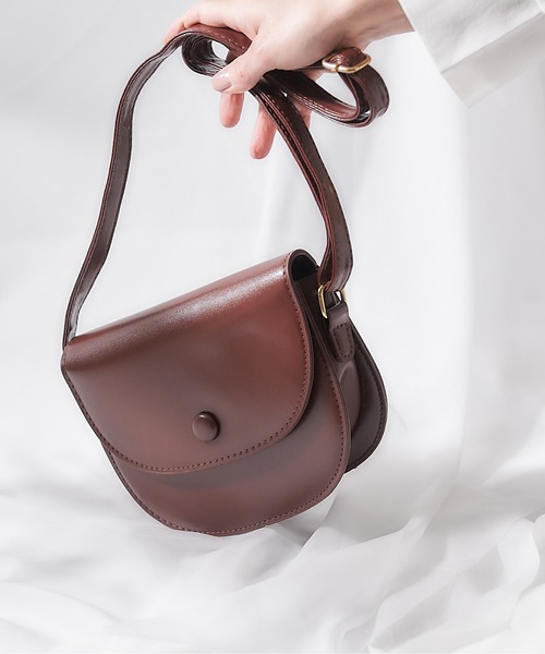 TABI PAL（タビパル）の「【TABI PAL】ニューレザー ショルダーバッグ（ショルダーバッグ・レディース・ブラウン系その他/ベージュ系その他/キャメル/イエロー系その他/ブラック系その他/イエロー系その他2/ブラック系その他2/ブラウン/ブラック/ベージュ/ブラウン系その他2/ブラック系その他3/ブラウン系その他3/イエロー系その他3・FREE）」の7枚目の写真