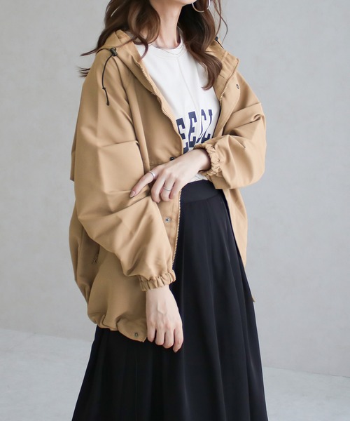 Social GIRL（ソーシャルガール）の「ラグランスリーブバックテールミリタリーオーバーサイズブルゾン（マウンテンパーカー・レディース・ブラック/ベージュ/カーキ/アイボリー/ホワイト×ブラウン/ブラック×ベージュ/モカ/ライトカーキ/ホワイト×グリーン・M）」の13枚目の写真