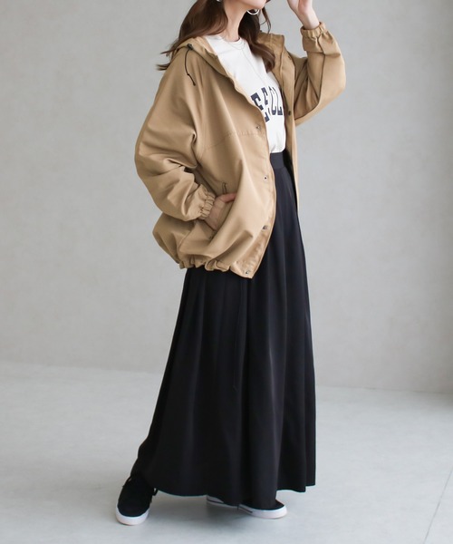 Social GIRL（ソーシャルガール）の「ラグランスリーブバックテールミリタリーオーバーサイズブルゾン（マウンテンパーカー・レディース・ブラック/ベージュ/カーキ/アイボリー/ホワイト×ブラウン/ブラック×ベージュ/モカ/ライトカーキ/ホワイト×グリーン・M）」の18枚目の写真