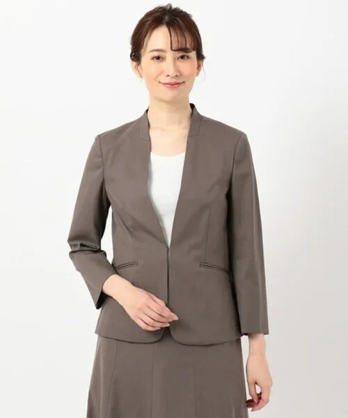 J.PRESS（ジェイプレス）の「【シワになりにくい】コットンフィッティーシャーク ノーカラージャケット（ノーカラージャケット・レディース・グレー系/ベージュ系/ダークブラウン系・11/9/7）」の10枚目の写真