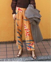 B01562 リリーブラウンLILY BROWN ストライプ花柄パンツ LILY BROWN（リリーブラウン）の「大花柄ストレートパンツ